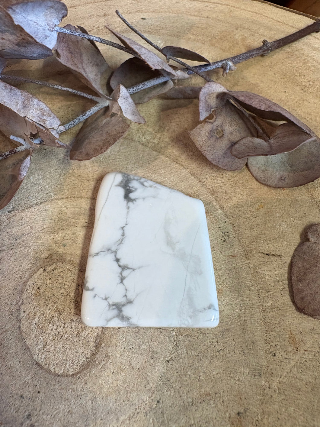 Howlite Slab SKU 24618K