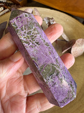 Serpentine & Stichtite Point SKU 25754