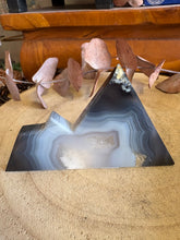 Druzy Agate Mountain Carving SKU 26277