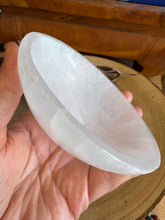 Selenite Round Bowl SKU 25497