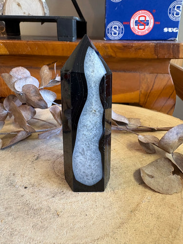 Black Agate & Quartz Point SKU 24340