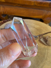 Clear Quartz Point SKU 25279