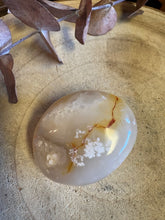 Flower Agate Palm Stone SKU 26078