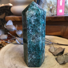 Chrysocolla Point SKU 23745