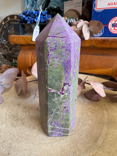 Serpentine & Stichtite Point SKU 25721