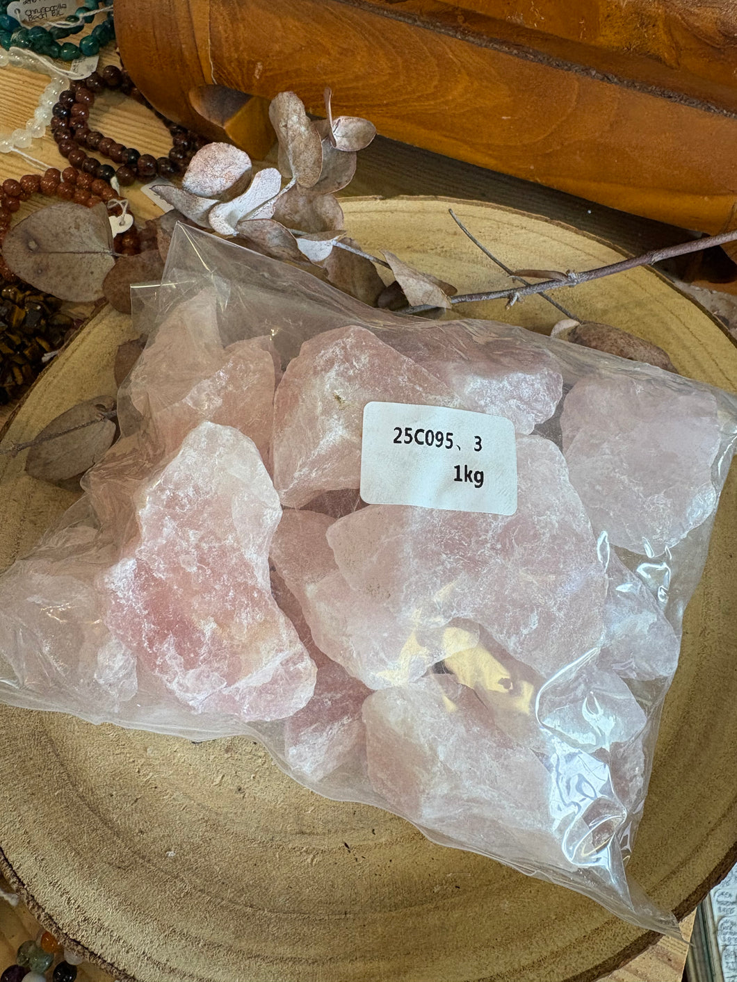 Bagged 1kg Rose Quartz Chunks