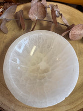 Selenite Round Bowl SKU 25590