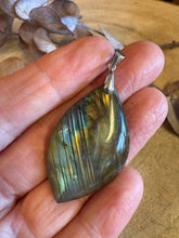 Labradorite Pendant SKU 25291
