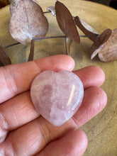 Rose Quartz Small Heart SKU 25654