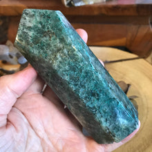 Chrysocolla Point SKU 23745