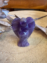 Amethyst 4cm Angel SKU 25146