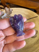 Amethyst 4cm Angel SKU 25146