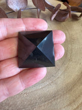 Shungite Pyramid SKU 25412