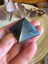 Shungite Pyramid SKU 25412