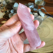 Rose Quartz Point SKU 22009