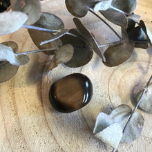 Cats Eye Tumblestones SKU 21928