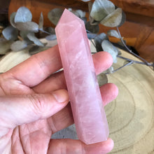 Rose Quartz Point SKU 22011