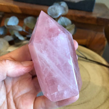 Rose Quartz Point SKU 22008
