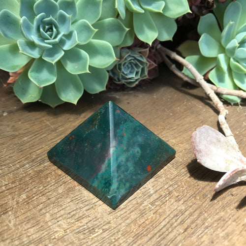 Bloodstone Pyramid SKU 19452