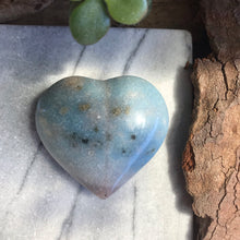 Trolleite Quartz Heart SKU 20011