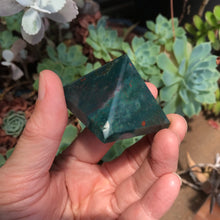 Bloodstone Pyramid SKU 19452