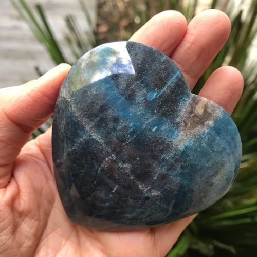 Trolleite Quartz Heart SKU 16090