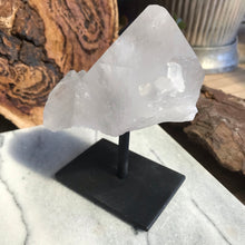 Quartz Cluster on Stand SKU 19108