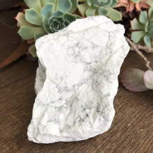 Howlite Raw Chunk SKU 18538