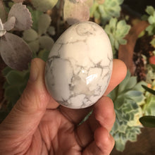 Howlite Egg SKU 15915