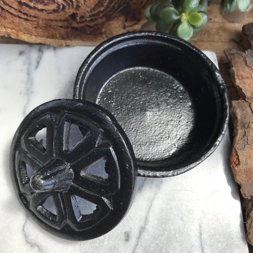 Mini Cast Iron Cauldron SKU 20732