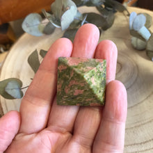 Unakite Pyramid SKU 13562